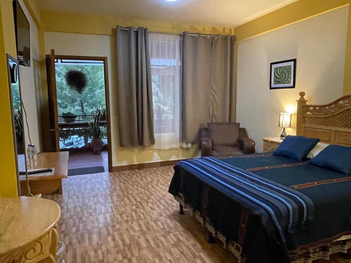Hotel-Villas Jabel Tinamit Panajachel Bagian luar foto