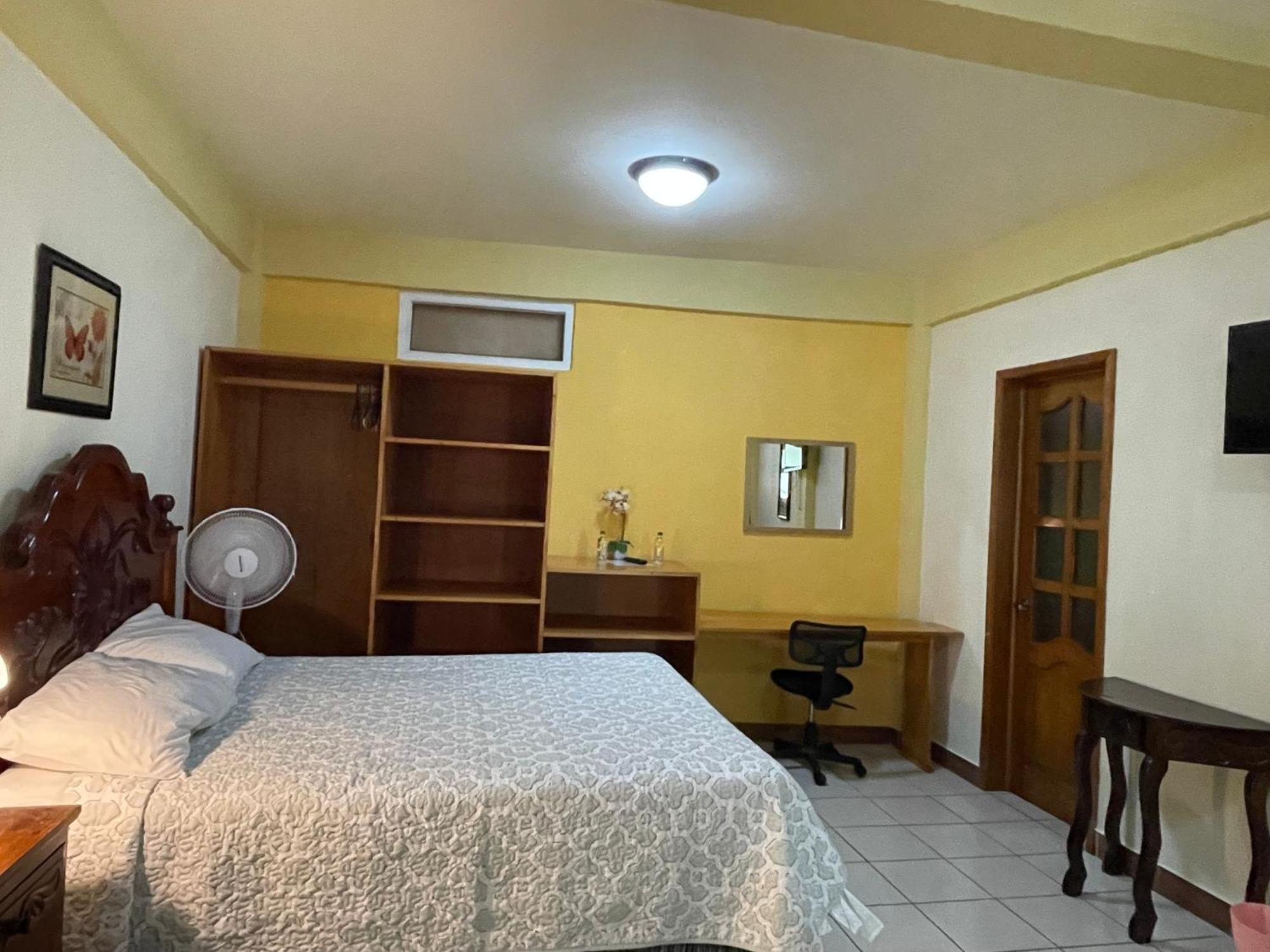 Hotel-Villas Jabel Tinamit Panajachel Bagian luar foto