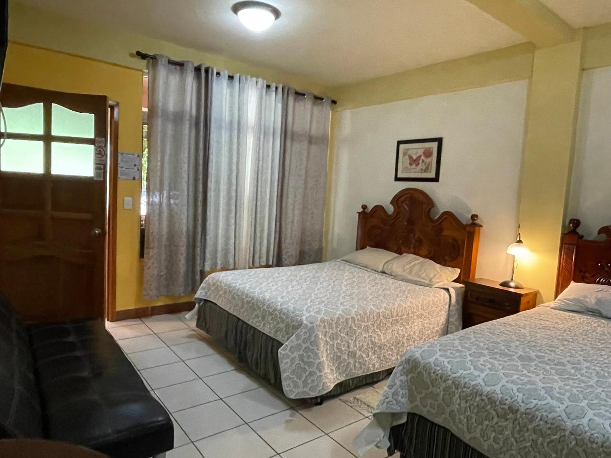 Hotel-Villas Jabel Tinamit Panajachel Bagian luar foto