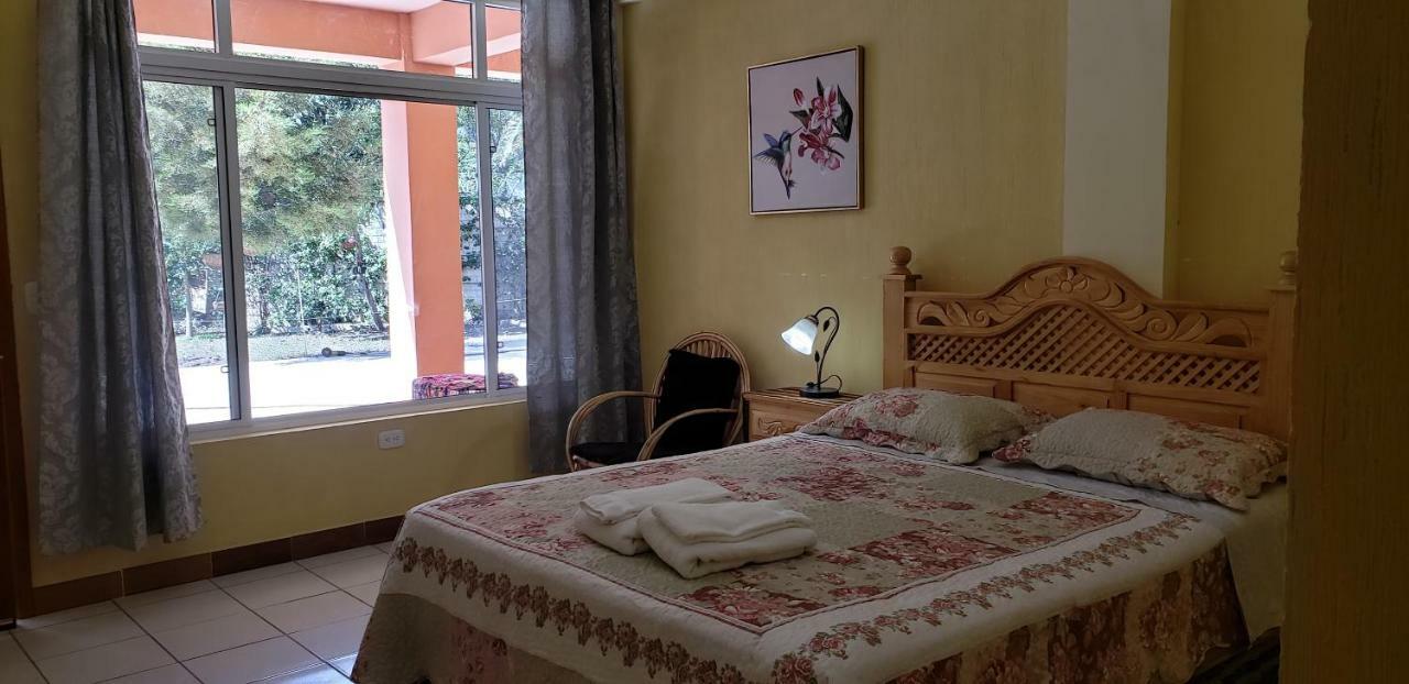 Hotel-Villas Jabel Tinamit Panajachel Bagian luar foto